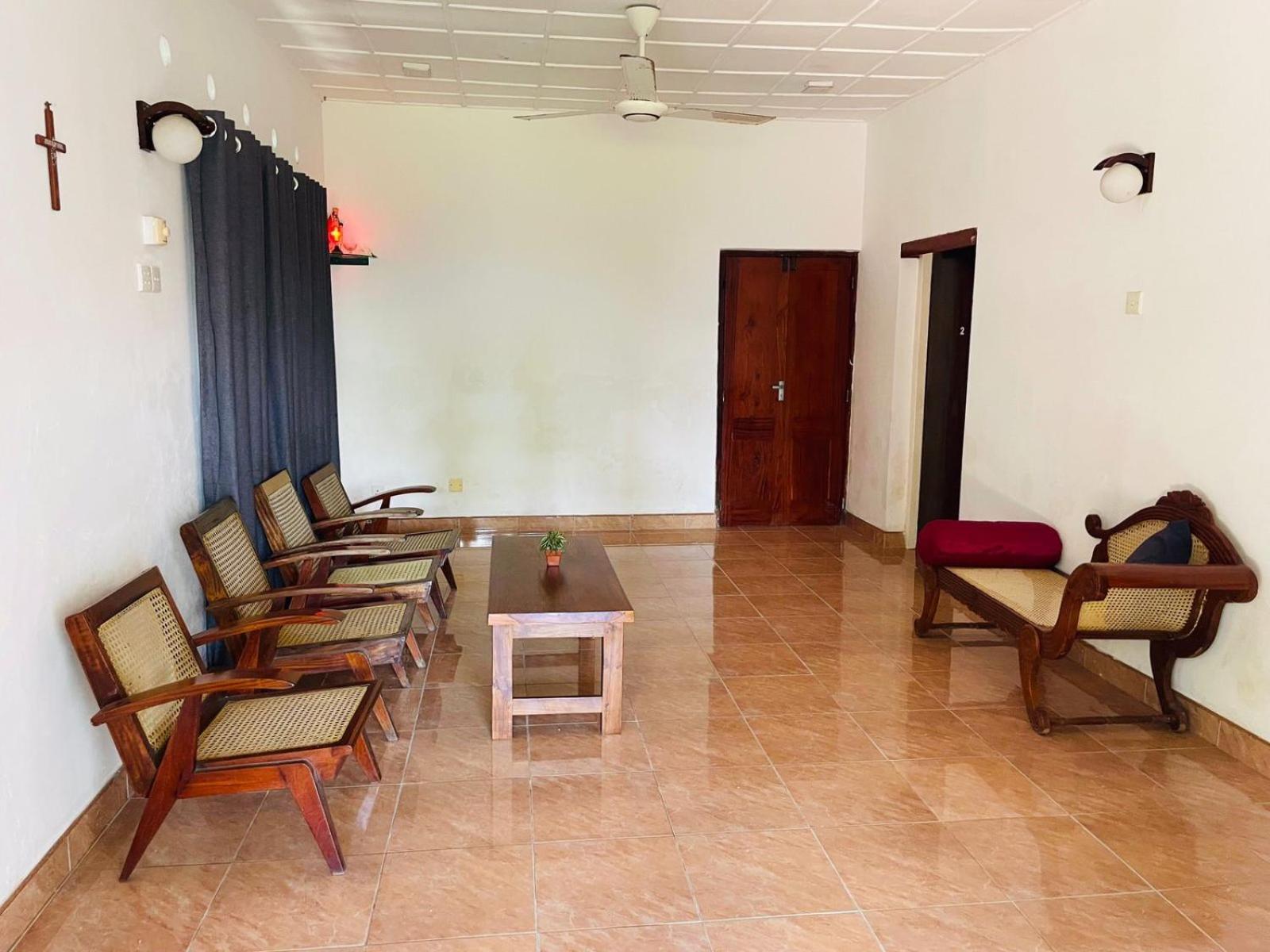 The Beez Hotel Negombo Exterior foto
