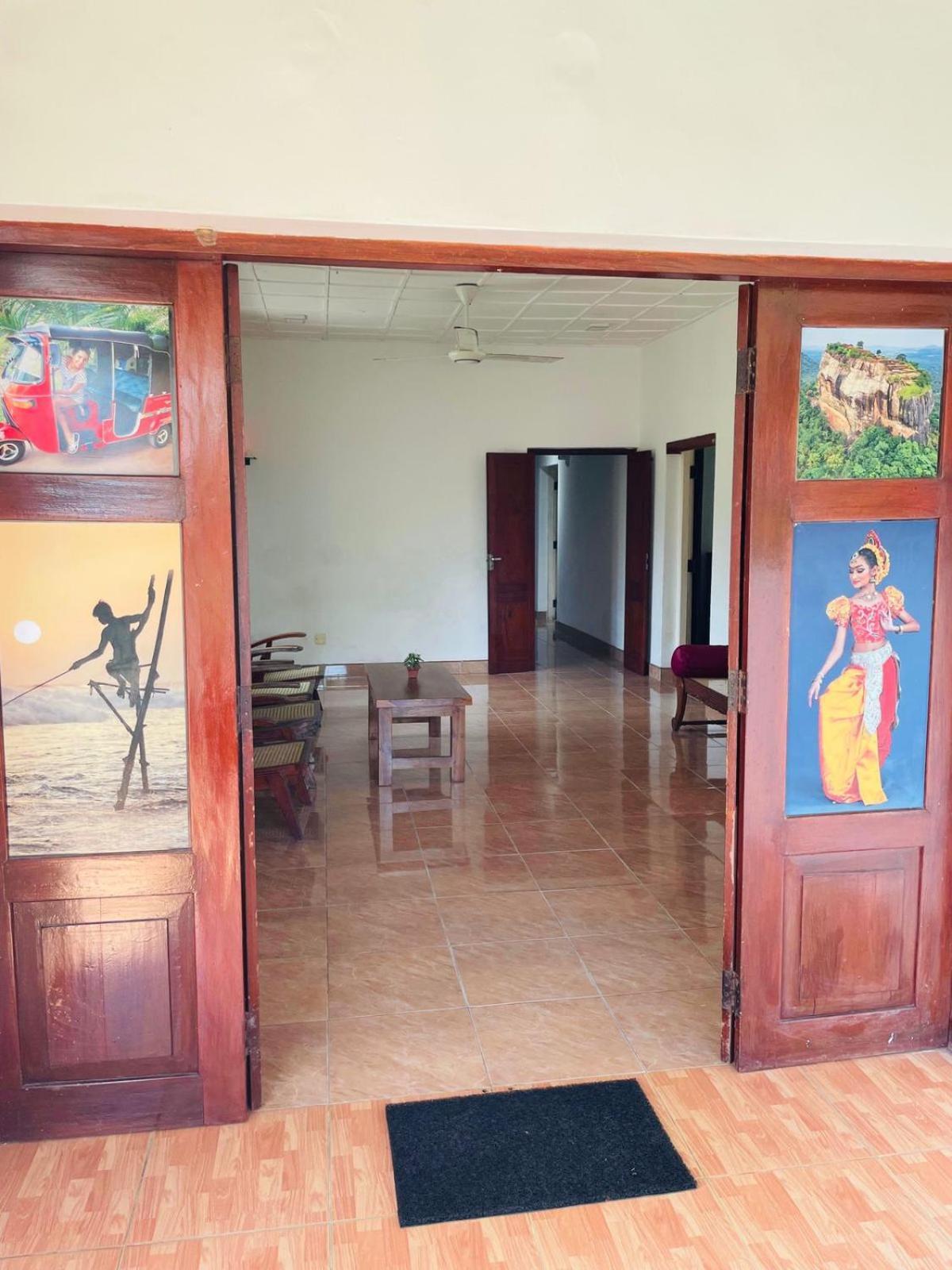 The Beez Hotel Negombo Exterior foto